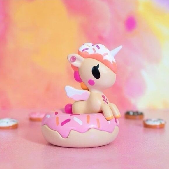 tokidoki Sprinkles Unicorno from Delicious Unicorno Series 1 - Picture 1 of 2
